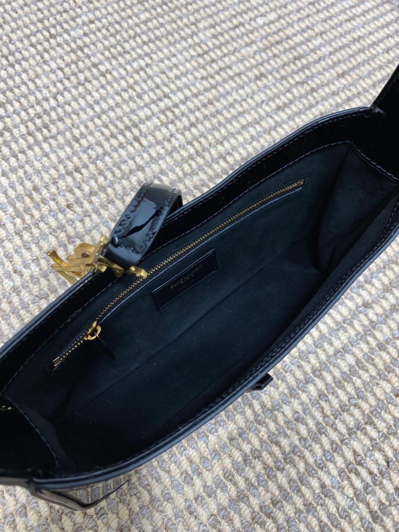 Y51 hobo bags